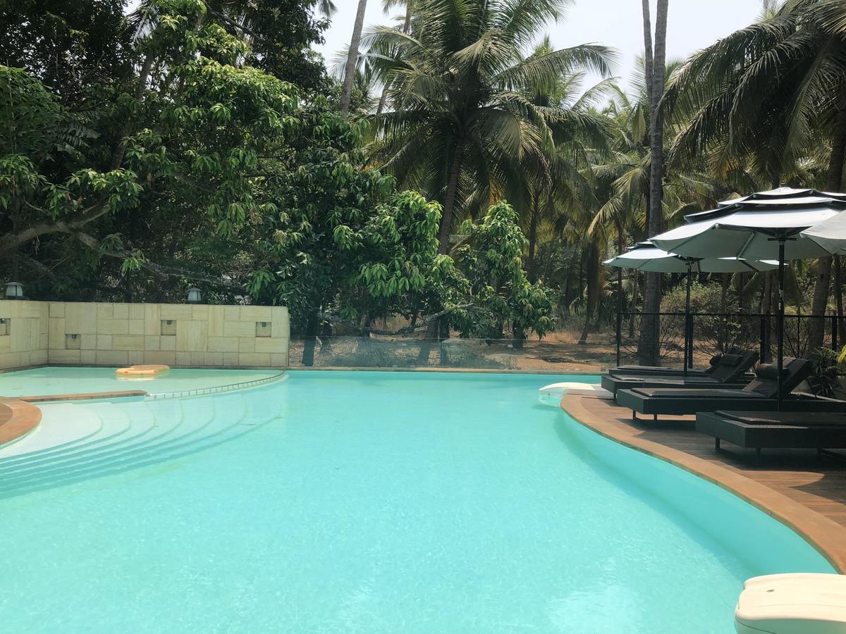 Hotel Coco Goa Arpora Exterior foto